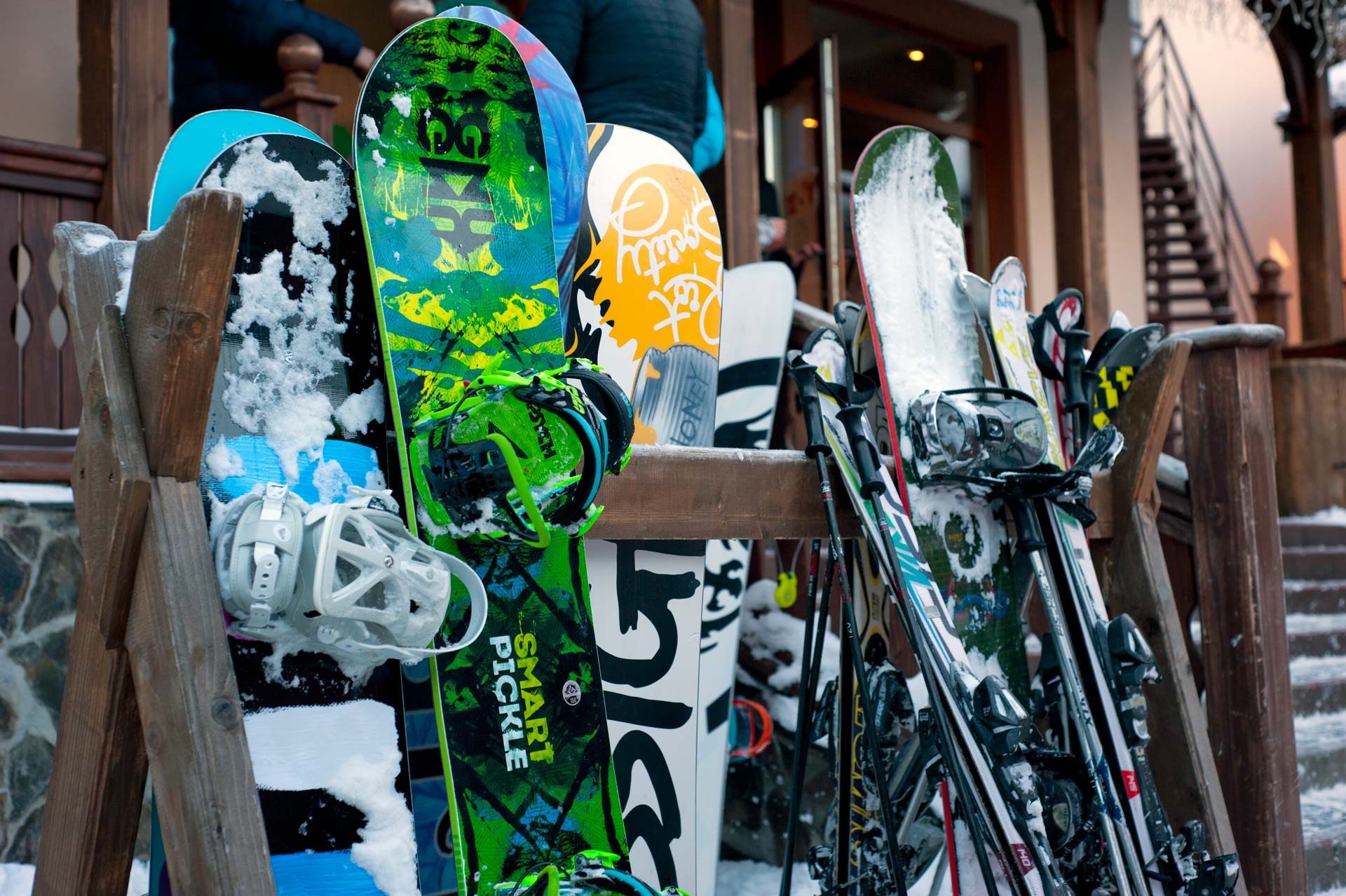 Product Diplomaat condoom Ski's of snowboard huren of kopen? - IntoWintersport