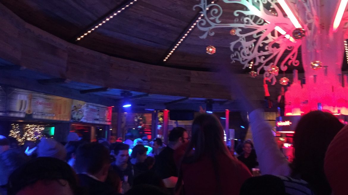 De top 10 après-ski nummers die elke wintersporter kent