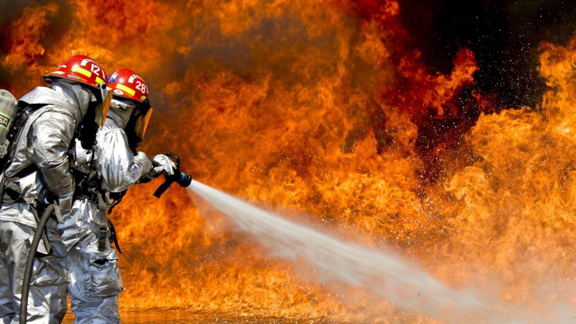 Nieuws: Grote brand in Franse skioord Courchevel