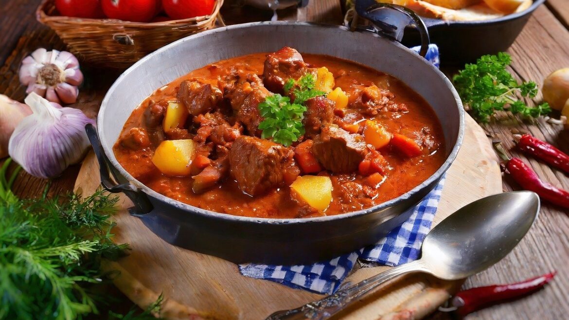 Oostenrijkse Gulaschsuppe